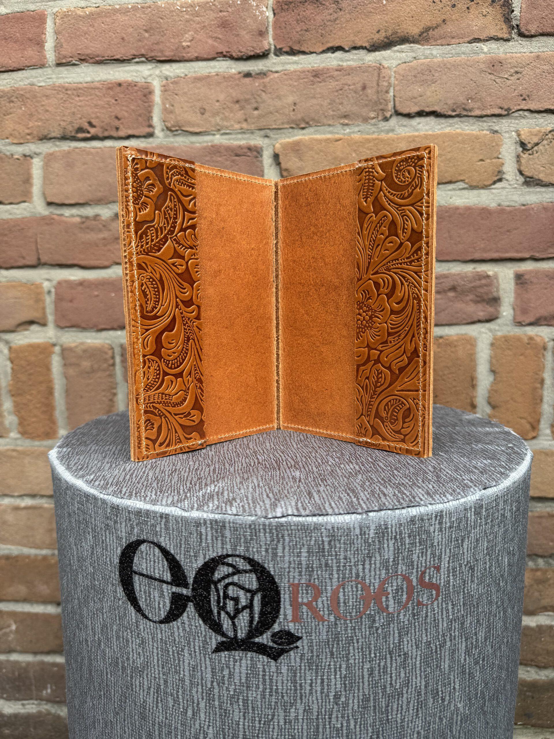 Lederen paspoort hoes hond/kat Royal - Afbeelding 5